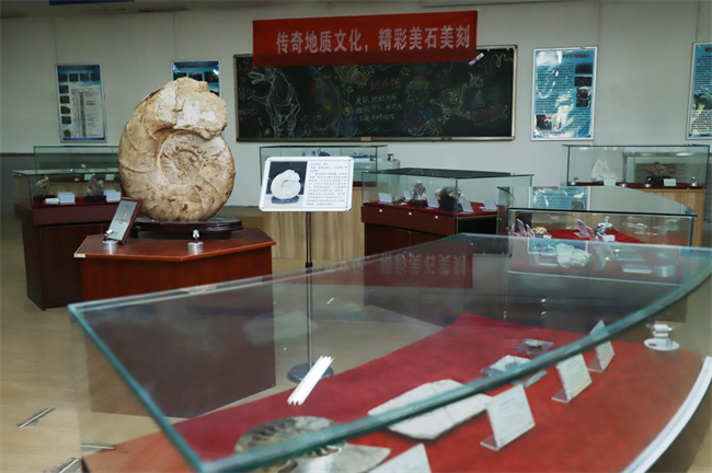 太阳成集团tyc33455cc举办“理工大讲堂”系列专题讲座第一期