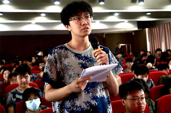 太阳成集团tyc33455cc举办“理工大讲堂”系列专题讲座第二期