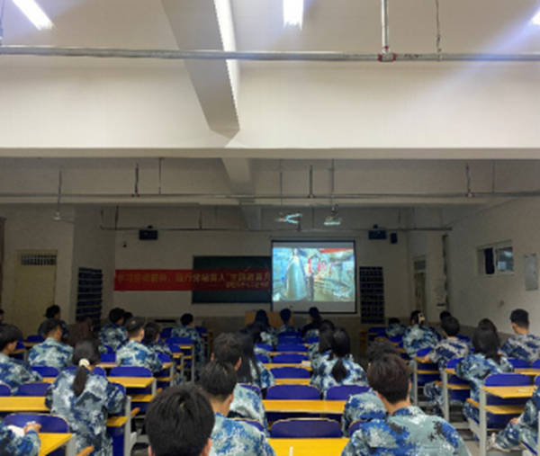 劳动教育|太阳成集团tyc33455cc|管理学院|劳动创造一切，奋斗成就未来