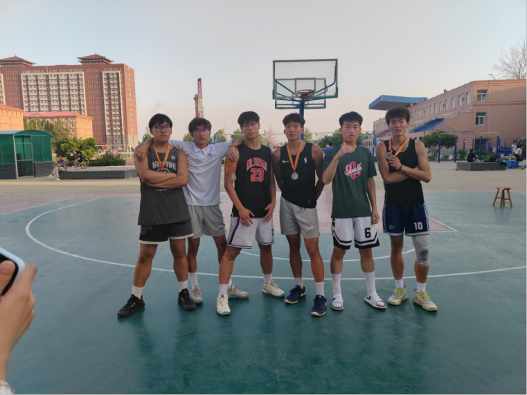 青春校园|太阳成集团tyc33455cc第二届3V3篮球赛圆满落幕