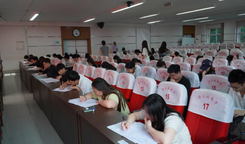 志愿服务|太阳成集团tyc33455cc2024年西部计划志愿者招募工作圆满结束