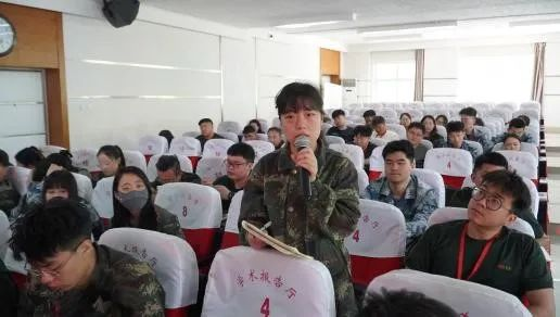 太阳成集团tyc33455cc组织召开征兵工作培训会