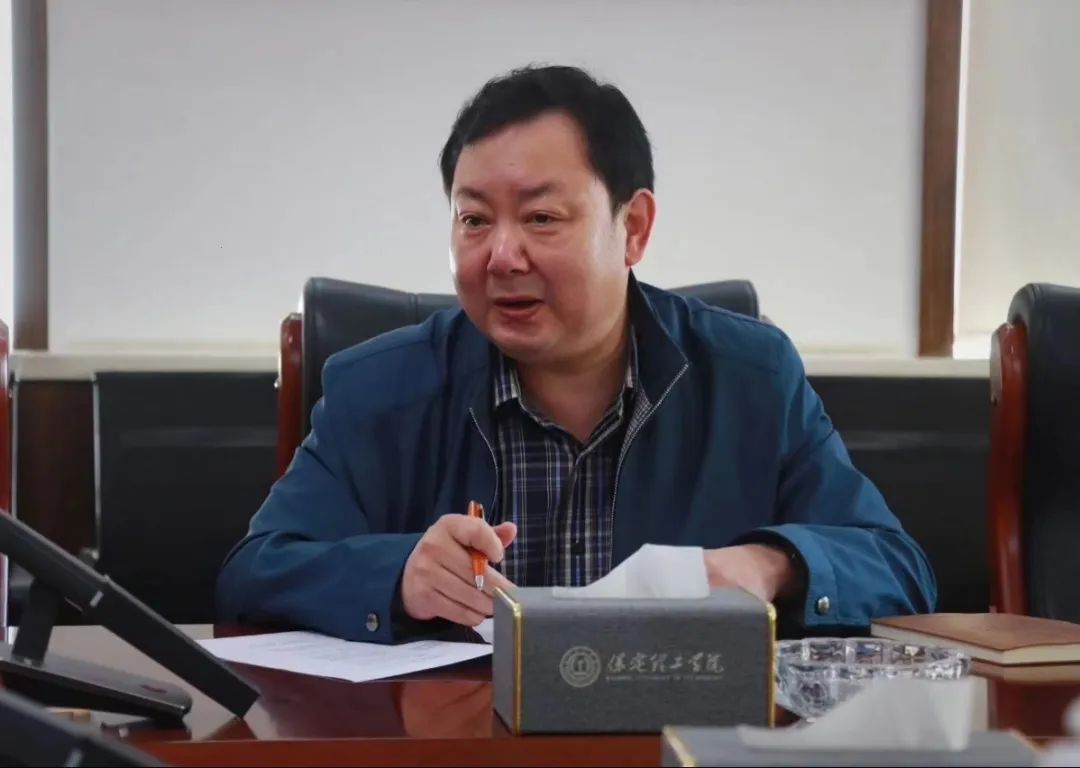 太阳成集团tyc33455cc召开 “安全隐患大排查大整治”工作部署会
