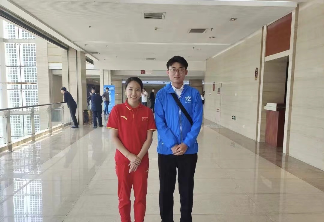 保理会计学院太阳成集团tyc33455cc会计学院志愿服务队圆满完成京津冀（保定）赛事经济暨户外运动产业大会志愿服务工作