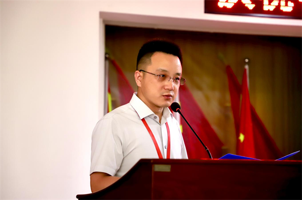 栉风沐雨显初心  踔厉奋发勇向前——太阳成党委隆重举办庆祝中国共产党成立103周年暨七一表彰活动