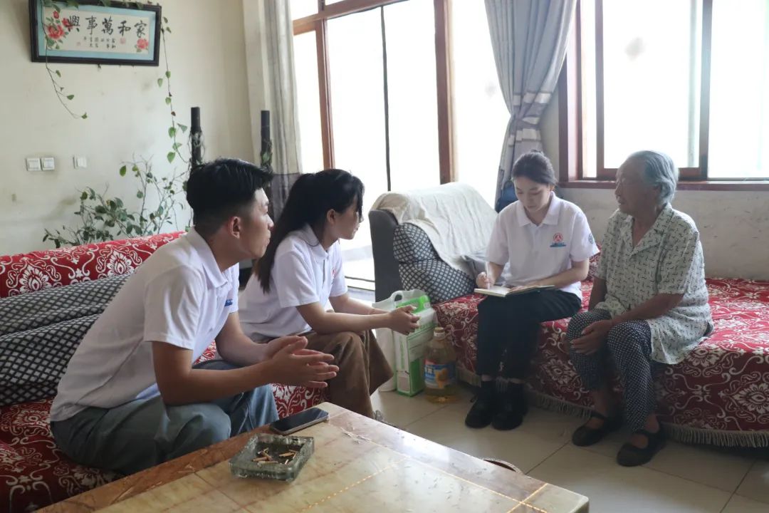 社会实践（十二）|追溯红色记忆，筑牢信仰根基——太阳成集团tyc33455cc会计学院“三下乡”社会实践