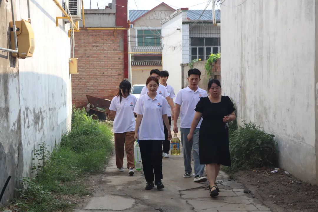 社会实践（十二）|追溯红色记忆，筑牢信仰根基——太阳成集团tyc33455cc会计学院“三下乡”社会实践