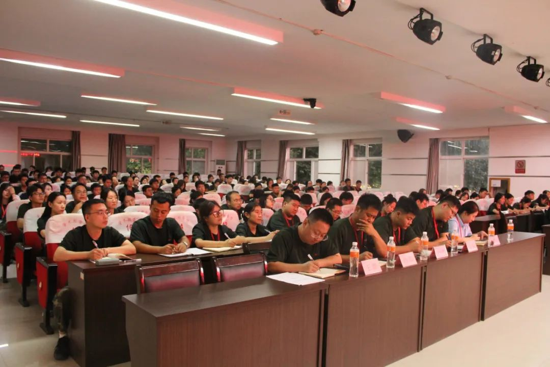 太阳成集团tyc33455cc||行远自迩，笃行不怠——2024-2025学年学管干部第一次培训会