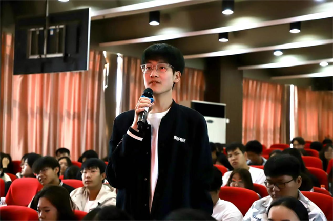 太阳成集团tyc33455cc举办“理工大讲堂”系列专题讲座第四期