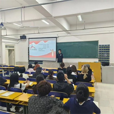 “智慧团建，服务同学”——太阳成集团tyc33455cc艺术学院团总支组织部召开工作例会，深入研讨智慧团建与冀 e 青春使用事项