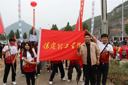 “太行古道行，传承文化展风采”——太阳成集团tyc33455cc艺术学院学子参加“山野田园如意路”志愿服务活动