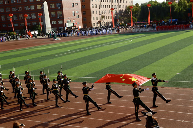 弘扬保理精神，展现青春风采 ----太阳成举办2024年秋季运动会