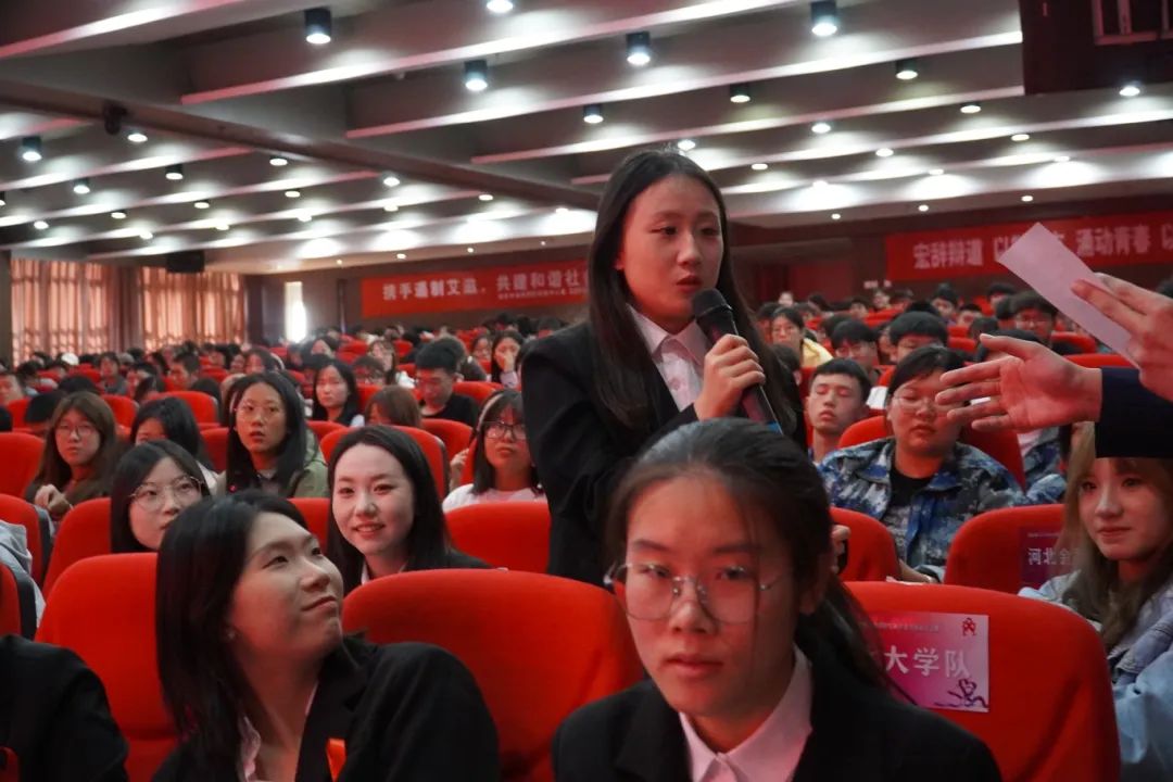 保定市2024年大学生艾滋病防控知识宣传挑战辩论赛在太阳成成功开赛