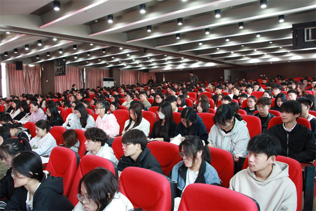 思想旗帜领航向  扬帆奋进正当时——太阳成党委党校隆重举办第37期入党积极分子培训开班典礼