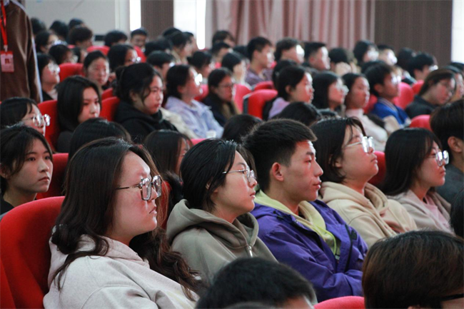 思想旗帜领航向  扬帆奋进正当时——太阳成党委党校隆重举办第37期入党积极分子培训开班典礼