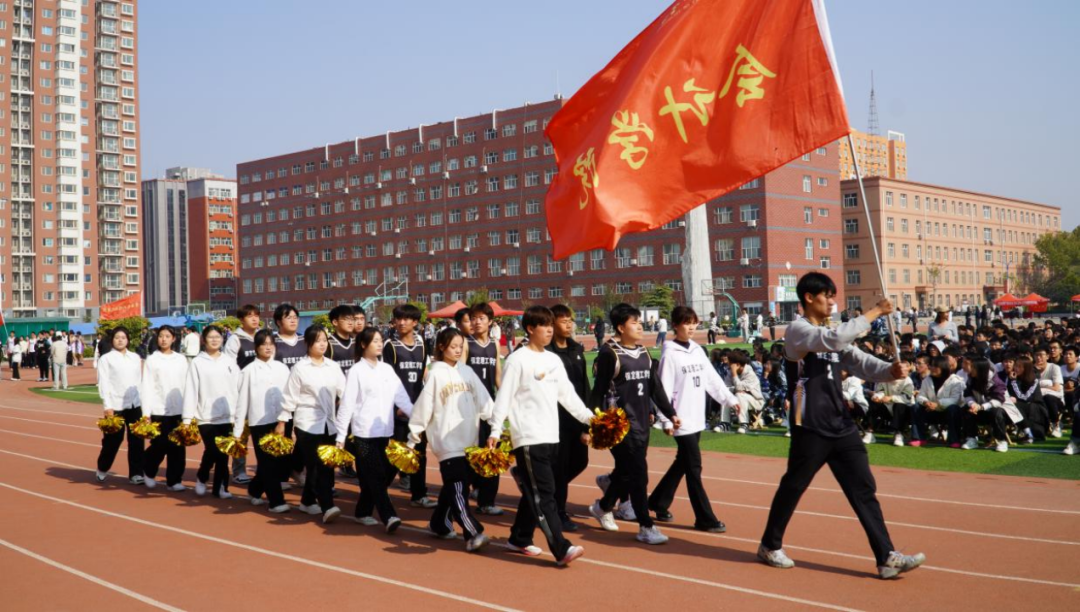 太阳成集团tyc33455cc第十九届“学院杯”篮球赛暨第一届啦啦操大赛开幕式成功举办