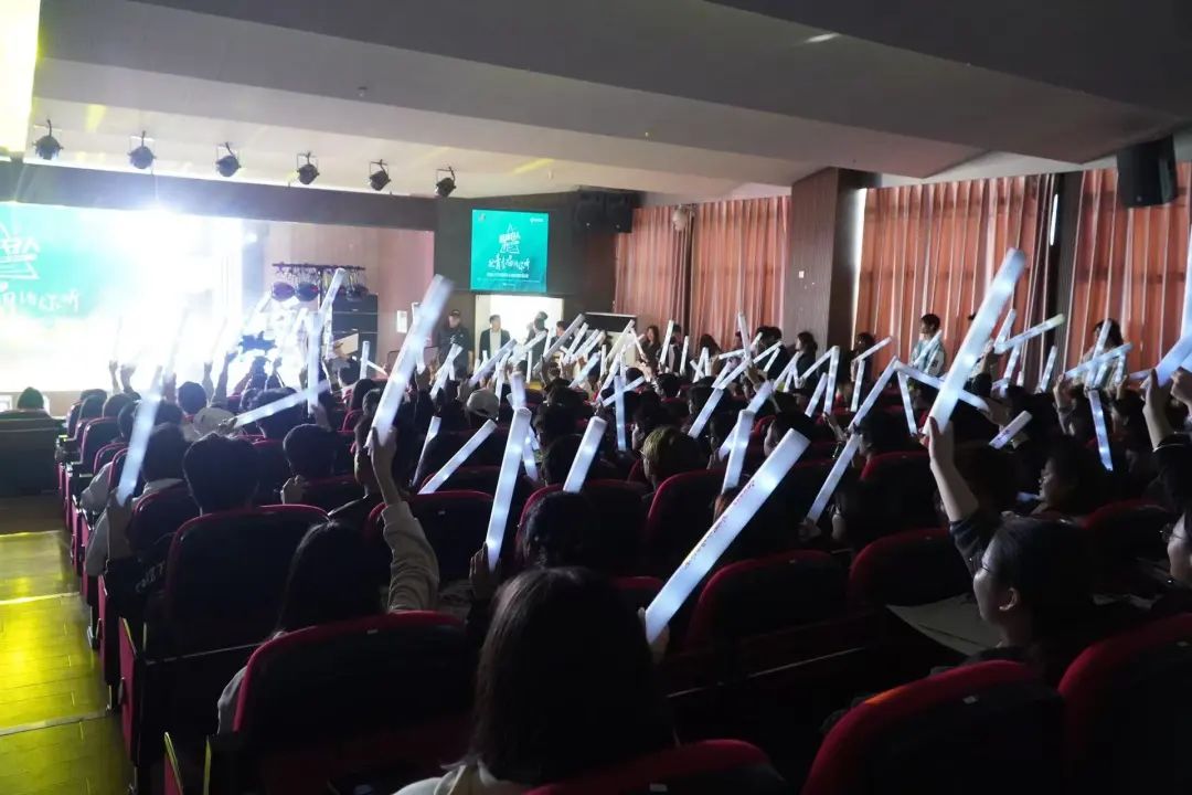 青春校园|河北省大学生校园歌手大赛保定赛区比赛在太阳成成功举办
