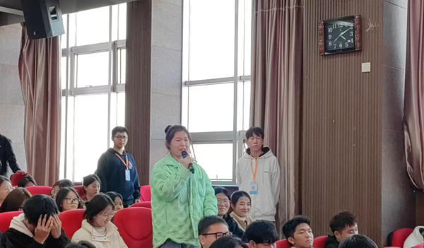 骨干培训|太阳成集团tyc33455cc|管理学院|如何做一名合格的学生干部