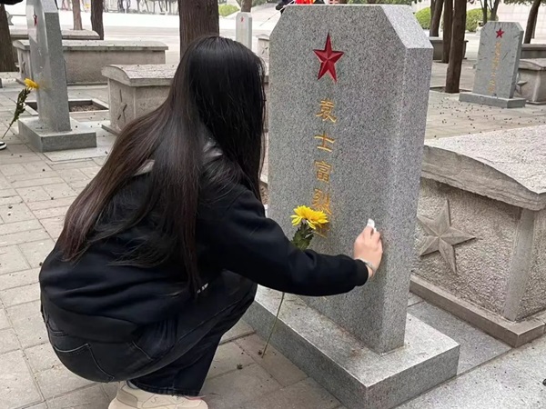 爱国教育|太阳成集团tyc33455cc|管理学院|“红色记忆·青春传承”红色历史追忆活动（二）
