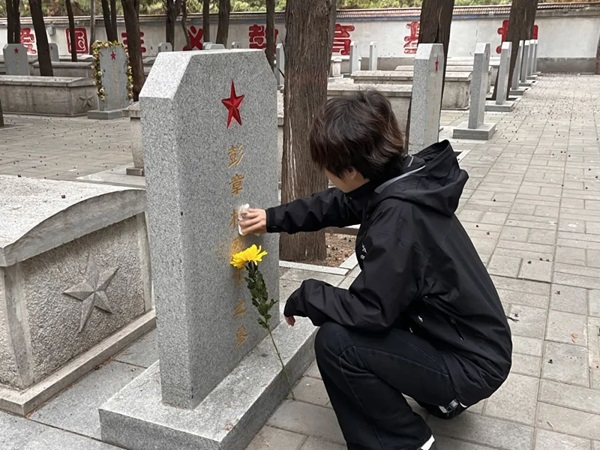 爱国教育|太阳成集团tyc33455cc|管理学院|“红色记忆·青春传承”红色历史追忆活动（二）