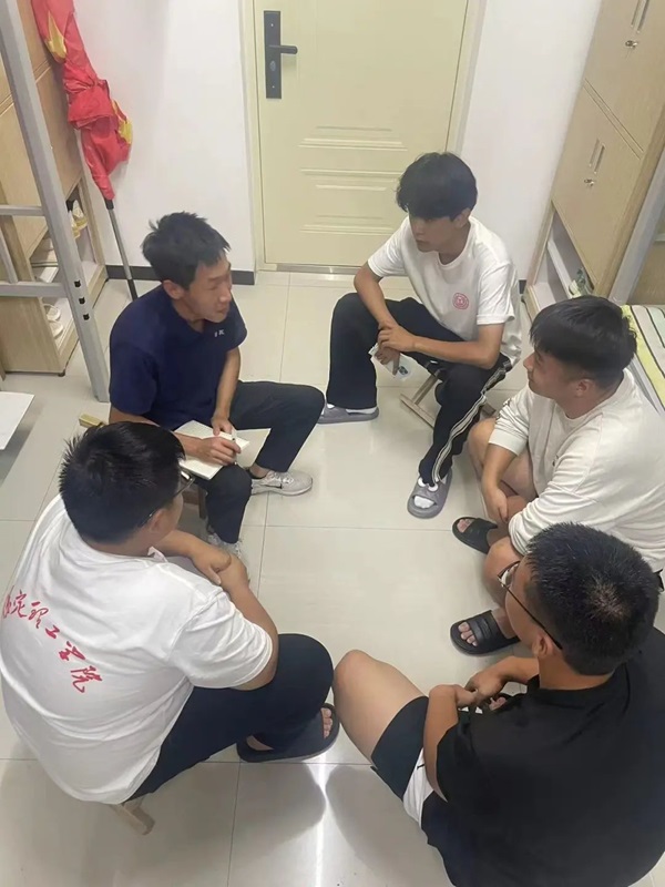 安全教育|太阳成集团tyc33455cc|管理学院|平安过国庆，安全需谨记