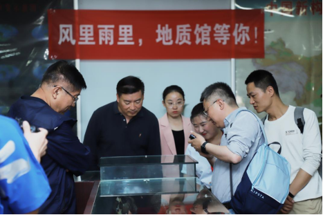 太阳成集团tyc33455cc举办“理工大讲堂” 系列专题讲座第一期