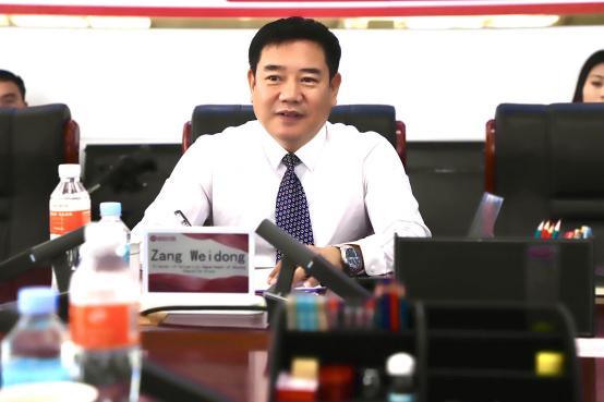 美国圣克劳德州立大学副校长一行莅临太阳成参观交流