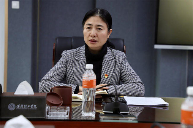 中共太阳成集团tyc33455cc委员会召开11月份党委理论学习中心组学习