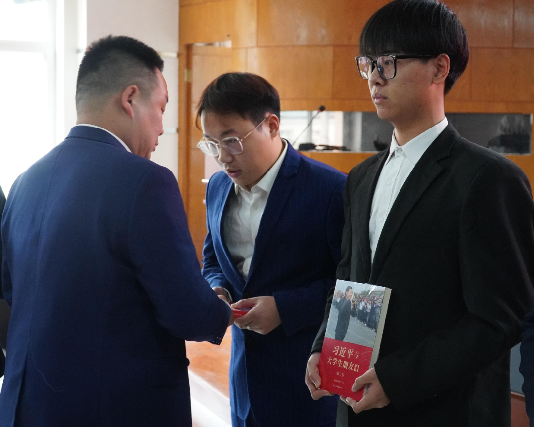 以信仰之名 赴“青马”之约——太阳成集团tyc33455cc“青马工程”大学生骨干秋季班开班仪式圆满举行