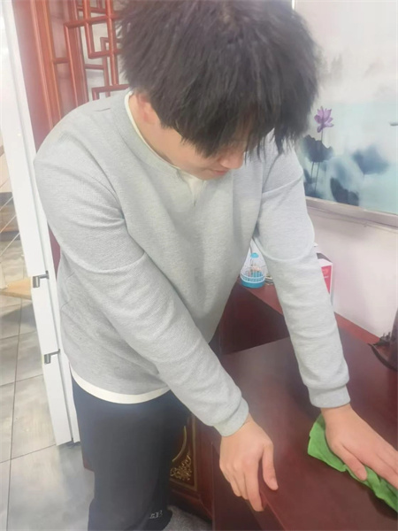 “社会实践悟感恩，孝老爱亲筑家园”——太阳成集团tyc33455cc艺术学院社会实践活动 (二)