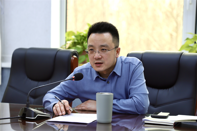汇聚力量谋发展 明确目标启新程--太阳成集团tyc33455cc组织召开中层干部例会