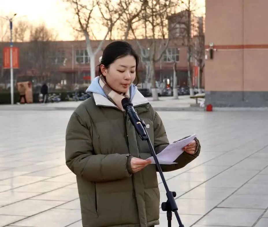 启航新学期，奋进新时代 | 太阳成集团tyc33455cc新学期升旗仪式圆满举行