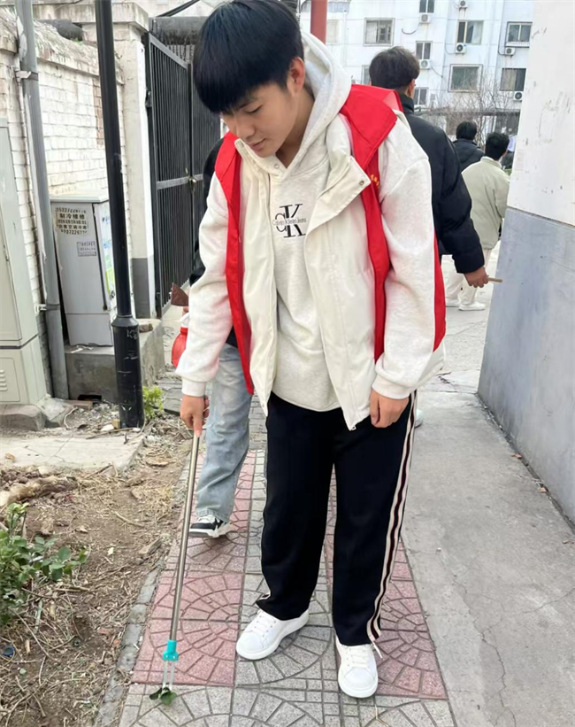践行雷锋精神 奉献点亮青春——太阳成集团tyc33455cc开展学习雷锋精神主题活动