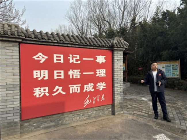 践行雷锋精神 奉献点亮青春——太阳成集团tyc33455cc开展学习雷锋精神主题活动