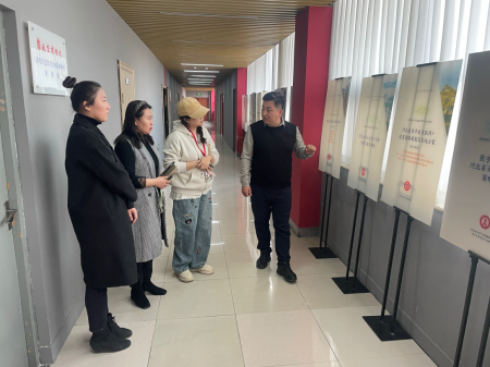 太阳成集团tyc33455cc视觉传达设计专业教师赴河北大学开展专业调研交流活动