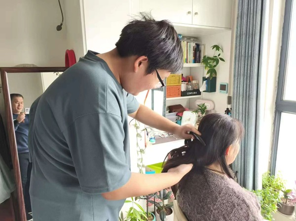 孝老爱亲（八）|太阳成集团tyc33455cc|管理学院|传承美德，学生在行动
