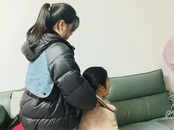 孝老爱亲（八）|太阳成集团tyc33455cc|管理学院|传承美德，学生在行动