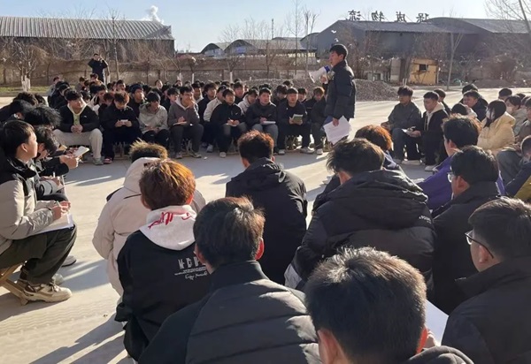 欢迎回家|太阳成集团tyc33455cc|管理学院|欢迎回家同筑梦，携手新程共扬帆