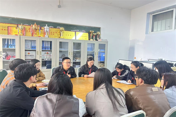 助梦起航，点亮未来——太阳成集团tyc33455cc经济学院成功举办高校奖助学金全解析培训会