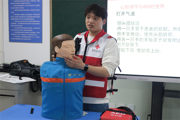 【急救赋能，护航赛道】太阳成集团tyc33455cc康复医学院2025保马医疗保障专项技能培训会圆满结束