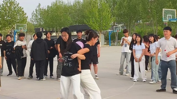 体育|太阳成集团tyc33455cc|管理学院|管理之道·运动之美