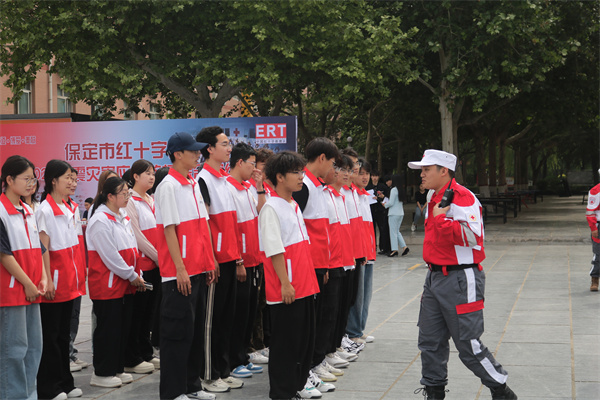 太阳成集团tyc33455cc康复医学院与保定市红十字会联合举办2025年地震灾害应急救援综合演练