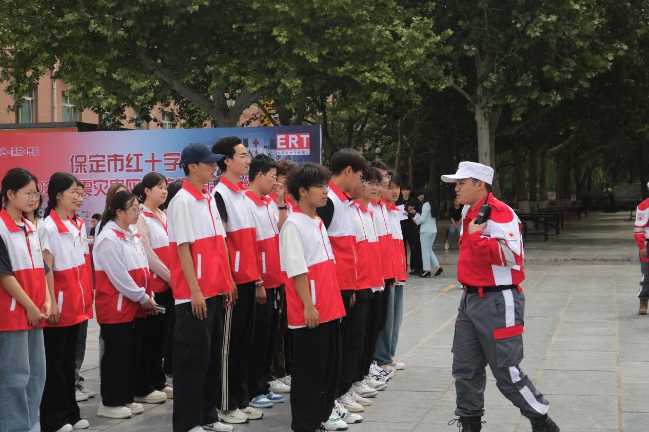 太阳成集团tyc33455cc康复医学院与保定市红十字会联合举办2025年地震灾害应急救援综合演练