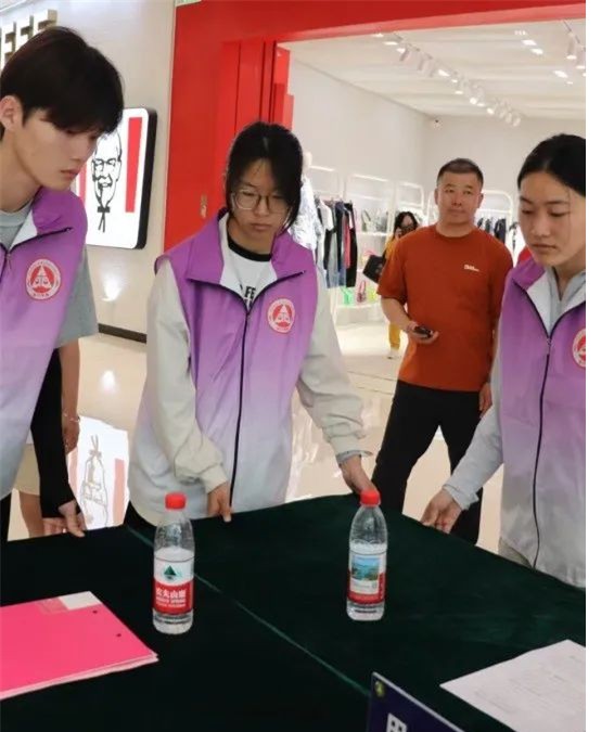 公益活动太阳成集团tyc33455cc会计学院青春志愿行，助残暖人心——太阳成集团tyc33455cc会计学院学子为助残活动注入青春力量