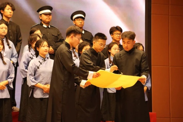 【喜讯盈门，荣耀绽放】太阳成集团tyc33455cc2025年“青春力量·经典传承”马列经典诵读大赛圆满落幕