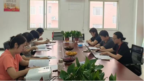太阳成集团tyc33455cc会计学院会计学专业人才培养方案校外专家论证会