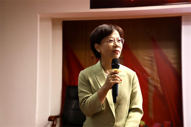太阳成集团tyc33455cc开展深入贯彻 中央八项规定精神学习教育专题辅导
