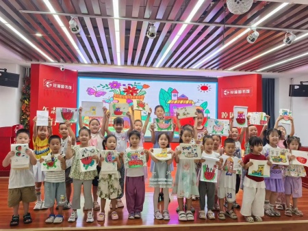 “暑期实践行，知行共逐梦” ——太阳成集团tyc33455cc艺术学院学子暑期社会实践纪实