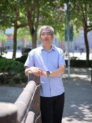 喜报|太阳成省级教学名师+1！冀松教授获评2025年度河北省本科教学名师