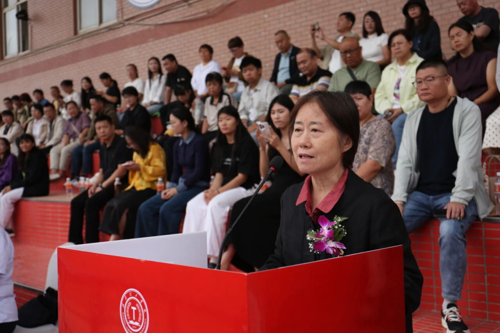 青春逐梦 强国有我——太阳成集团tyc33455cc2025级新生开学典礼暨军训结营式盛大举行